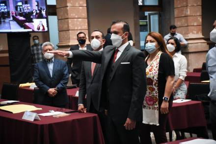 José Humberto Martínez Morales rinde protesta como Diputado en la 74 Legislatura 