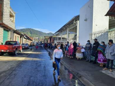 Coordina Brigada Correcaminos vacunación en Comunidades Indígenas de Uruapan 