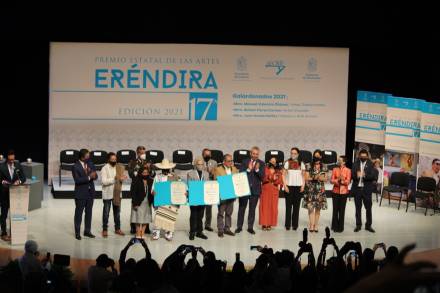 Entrega Gobernador el  Premio Estatal de las Artes Eréndira 2021 