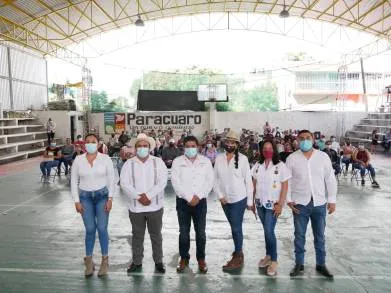Llegan recursos directos a más escuelas en la región Múgica 