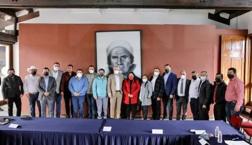 Atiende Gobierno de Michoacán temas de seguridad con alcaldes 