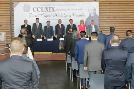 La UMSNH Conmemora el Natalicio de Don Miguel Hidalgo y Costilla 