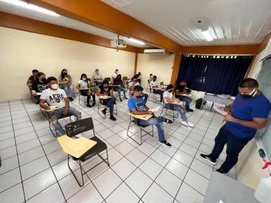 Histórica, aplicación de CENEVAL para normales; por primera vez resultados no se negocian: Ãvila González 