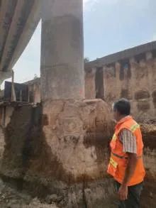 Sin riesgo, distribuidor vial de Morelia  localizado en la  salida Salamanca: PC Estatal 