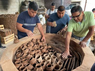 El Sector artesanal se fortalece con apoyos en diversas vertientes: IAM