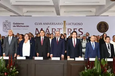 Asiste el Gobernador de Michoacán  al 157 aniversario luctuoso de los Mártires de Uruapan 