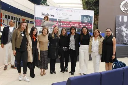 Secum participa en muestra fotográfica en reconocimiento a las mujeres 