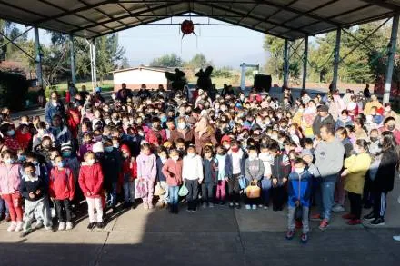 Atiende el PES primaria de Opopeo Michoacán  
