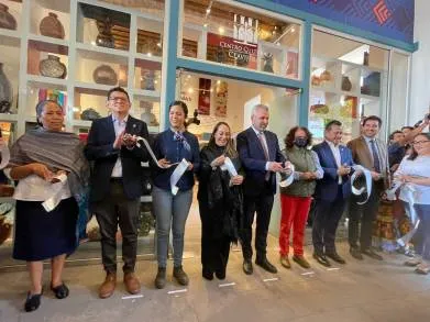 Celebra IAM 51 años de trabajar en beneficio de los artesanos de Michoacán 