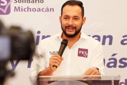 Los maestros son pieza clave para el desarrollo de Michoacán: PES 