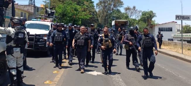 Fuerzas de seguridad toman el control y liberan vialidades en Peribán-Los Reyes 