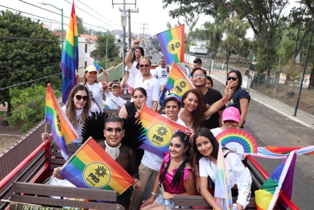 Participa Partido de la Revolución Democrática en el PRIDE Michoacán 2023 Apoyando la Biodiversidad  