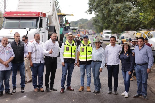 Arranca Alfredo Ramírez Bedolla Nuevo Tramo Carretero Cuitzeo- Zináparo 