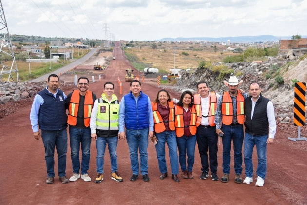 SCOP y diputados constatan avance de Obras Públicas 