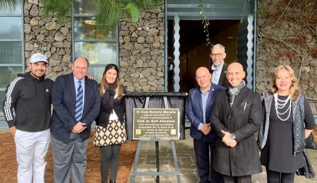 Club Rotario Reconoce al Campo de Golf Altozano por su apoyo a Personas con Discapacidad