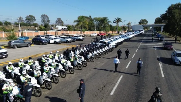 Con más de 3 mil 500 elementos arrancó operativo de seguridad Blanca Navidad 