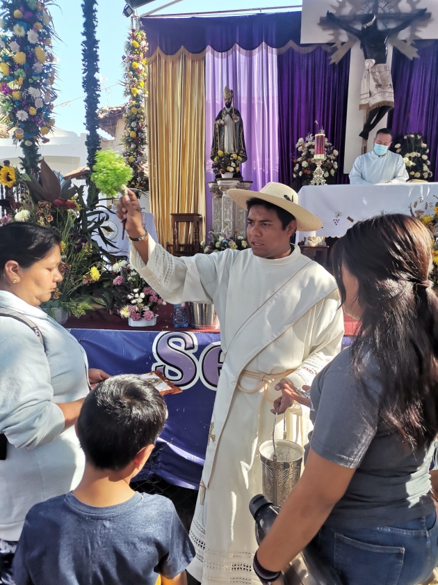 Inicia en Carácuaro la tradicional Fiesta de Ceniza 