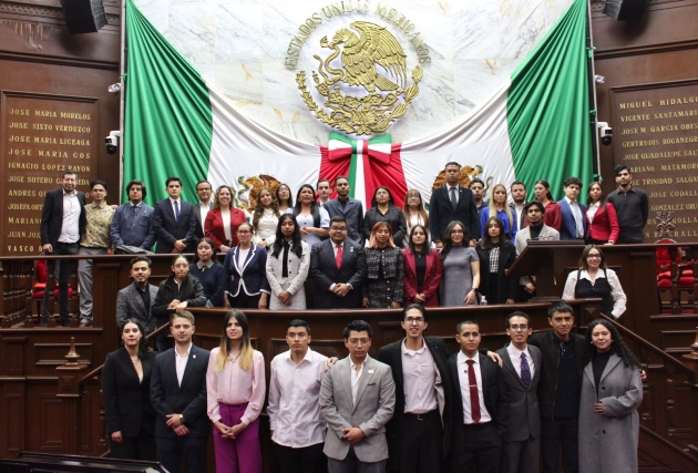 Voz del Parlamento Universitario tendrá eco en la máxima tribuna de Michoacán 