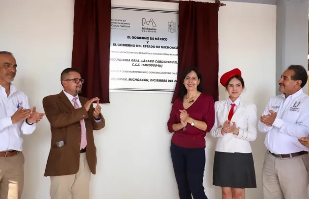 Se invierten 133 mdp para más de 200 escuelas en Uruapan: Gabriela Molina  