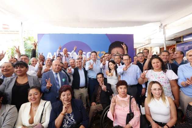 Reconocen líderes empresariales y sociales el trabajo de Alfonso Martínez  