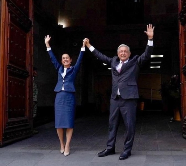 Fue una Reunión muy Emotiva e Histórica: Claudia Sheinbaum se Reune con AMLO en Palacio Nacional  