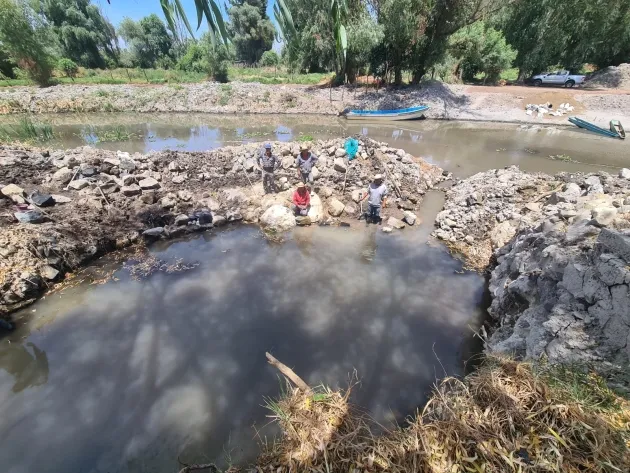 Empleo temporal beneficia a más 800 personas con rescate del lago de Pátzcuaro 