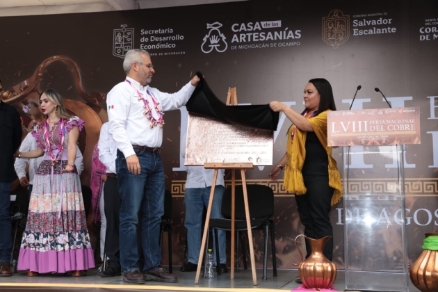 Inaugura Alfredo Ramírez Bedolla la Feria Nacional del Cobre 