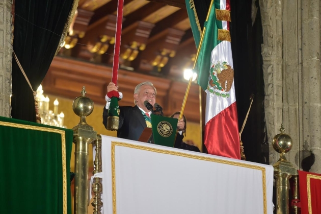 “¡Viva la Cuarta Transformación!”, expresa AMLO al Pueblo de México en su último Grito de Independencia  