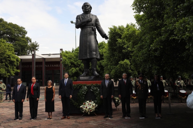 Encabeza Ramírez  Bedolla la Ceremonia Cívica por el CCXIV Aniversario del Inicio de la Independencia 