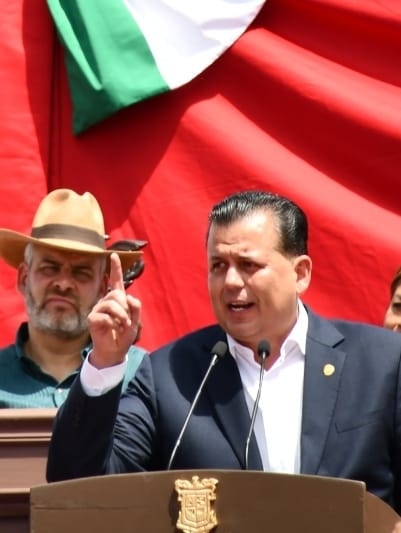 Los problemas de Michoacán deben hablarse, dijo Guillermo Valencia ante el gobernador Ramírez Bedolla 