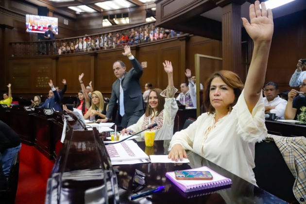 Reconoce Fabiola Alanís composición de comisiones legislativas mediante democracia y legalidad 