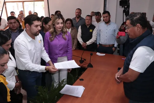 Presenta el Nuevo PRD solicitud de registro como partido local ante el IEM 