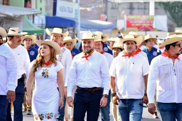 Urge Reyes Galindo a autoridades brindar mayor atención al campo en la Tierra Caliente 