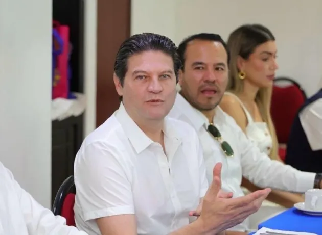 Promueve Alfonso Martínez, mayor inversión para el desarrollo 