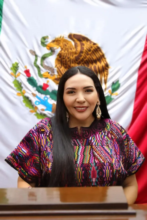 A construir una sociedad en la que las mujeres puedan vivir sin miedo demanda Adriana Campos 