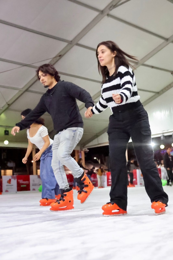 Pista de hielo en Villa Navideña: acceso, horarios y todo lo que tienes que saber 