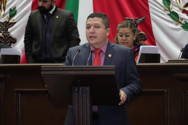 Iniciativas presentadas durante el primer periodo responden a demandas del pueblo: Dip Vicente Gómez 