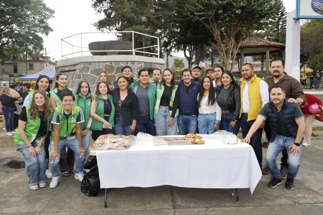 Los reyes Magos se pintaron de verde con la ayuda de un gran equipo: Ernesto Núñez 