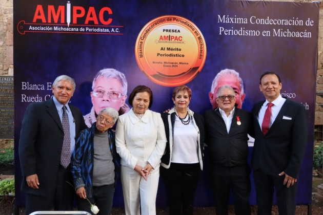 La Asociación Michoacana de Periodistas  AMIPAC Entrega su Cotizada Presea al Mérito Periodístico 