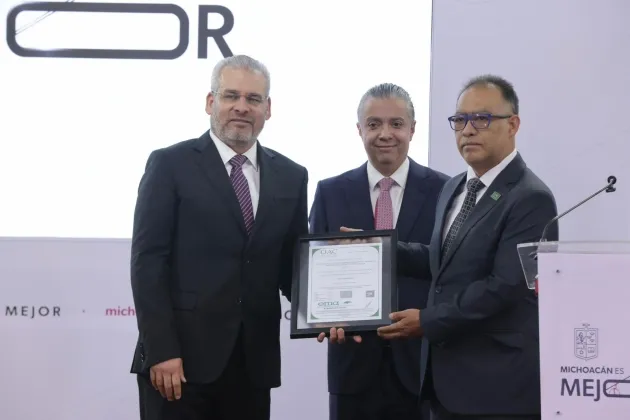 Gobierno de Michoacán recibe certificado antisoborno 