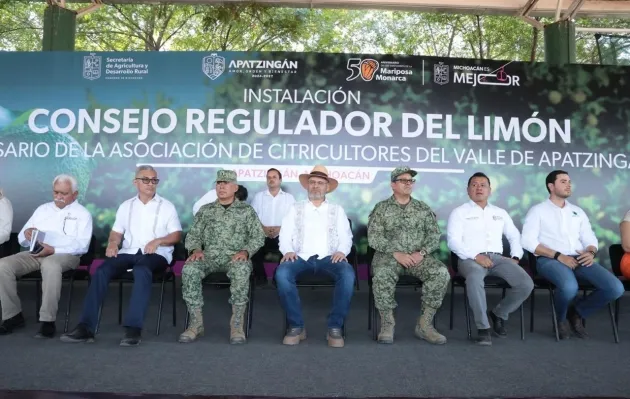 Ramírez Bedolla toma protesta al Consejo Regulador del Limón; llama a unidad del sector 