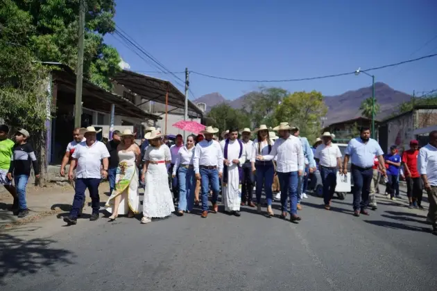 Octavio Ocampo Cordova asiste al arranque de la Fiesta de Ceniza 2025 en honor al Cristo Negro de Carácuaro 