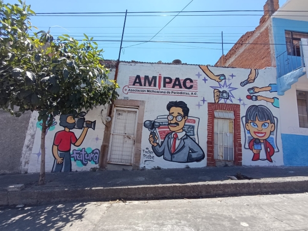 AMIPAC inaugura mural de la Casa del Periodista 