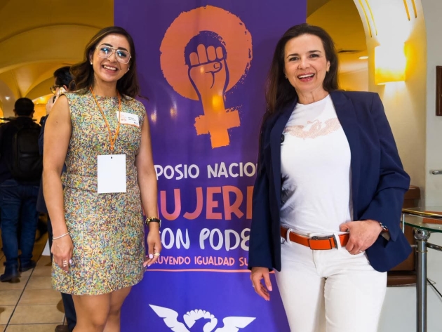 La Dip. Grecia Aguilar participa en Simposio Nacional de Mujeres con Poder 