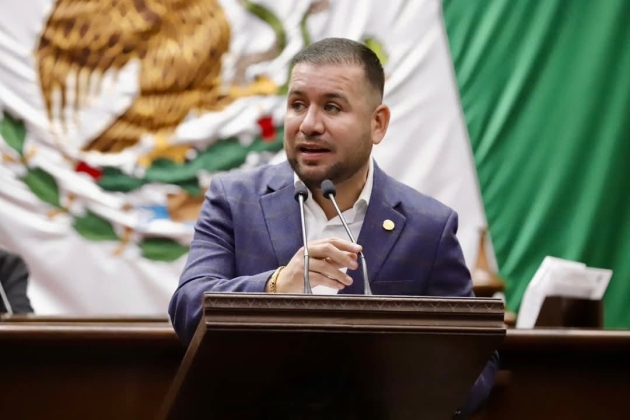 Propone Reyes Galindo el nombre de “Porfirio Muñoz Ledo” al área de estudios legislativos del Congreso Local 