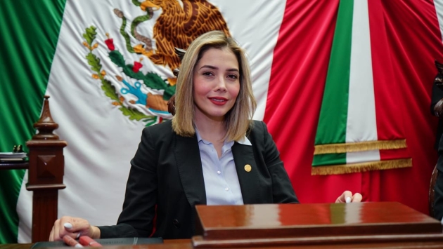 La Diputada Brissa Arroyo formaliza su integración a la Jucopo 