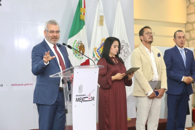 Con Sheinbaum, se mantiene defensa de remesas ante amenaza de impuesto: Ramírez Bedolla 