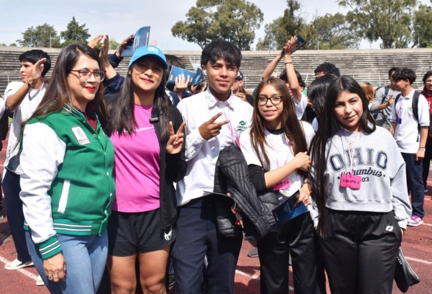 La Senadora Celeste Ascencio invitó a jóvenes a vivir sin tabaco 