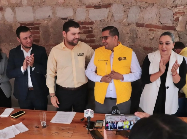 Conrado Paz se suma al Grupo Parlamentario del PRD 