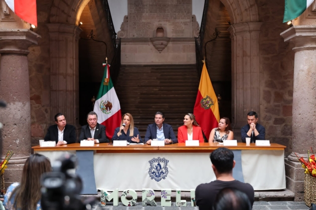 Presenta Alfonso Martínez temporada de festivales de Morelia 